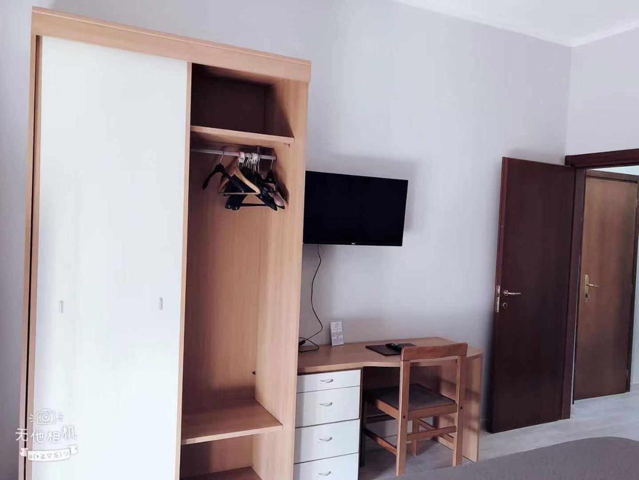 Hotel Frejus Колленьо Экстерьер фото