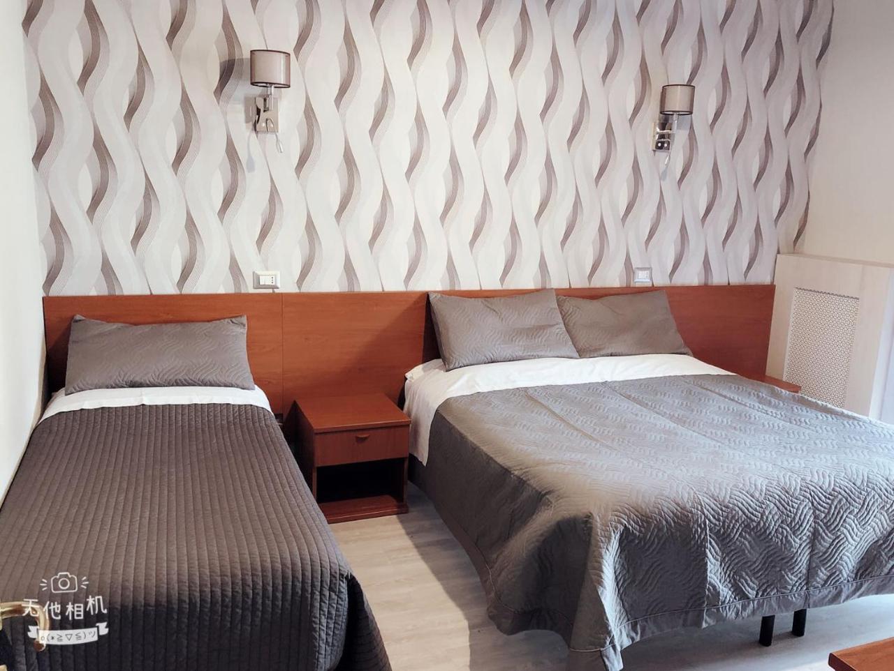 Hotel Frejus Колленьо Экстерьер фото